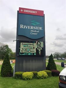 Riverside Medical Center emergency signage