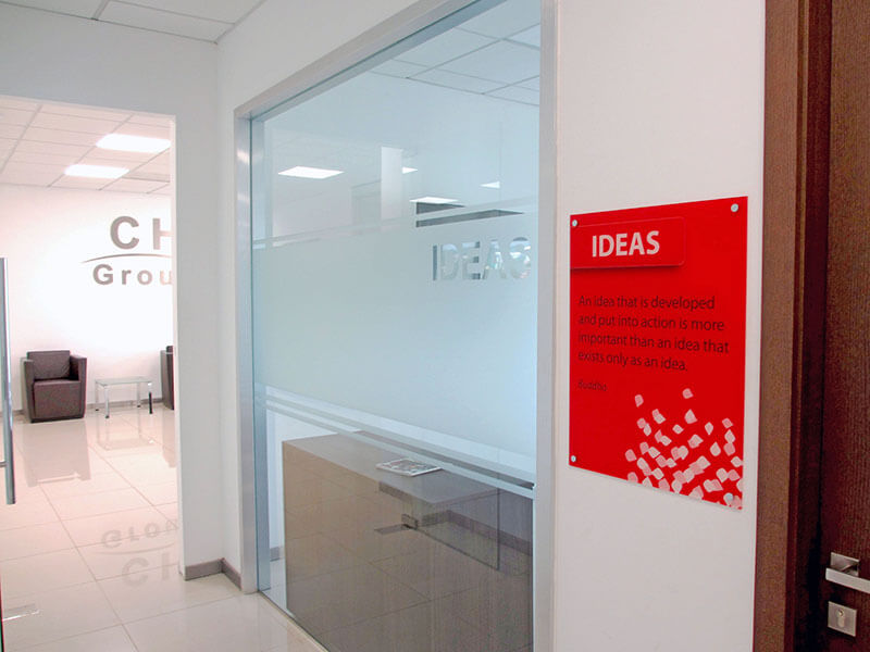 International Project Management to Deliver Signage