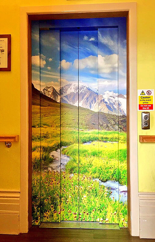 Signage and Décor to Reflect a Unified Brand