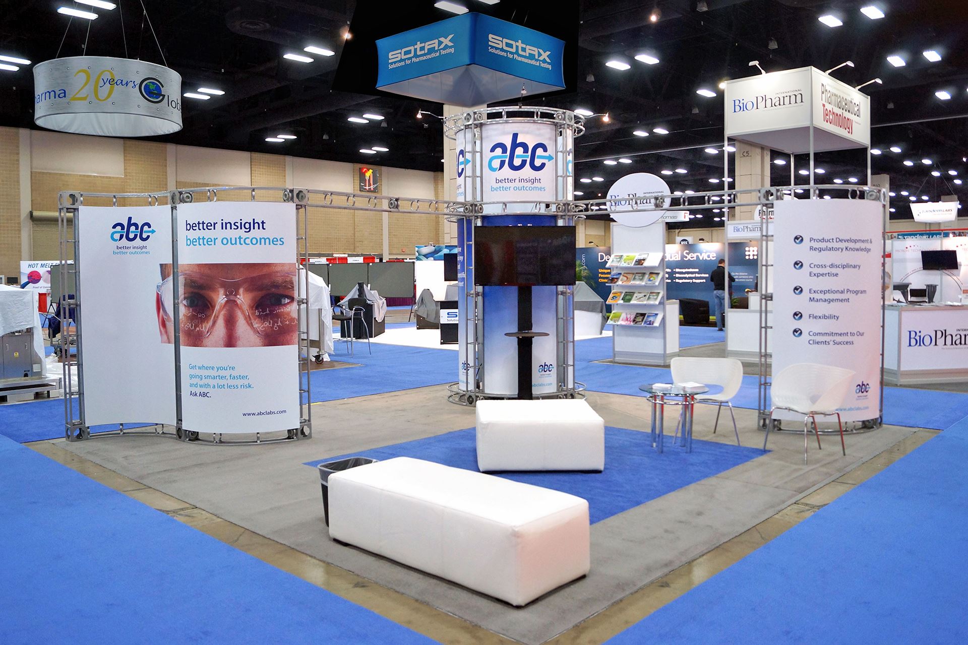 large custom trade show display