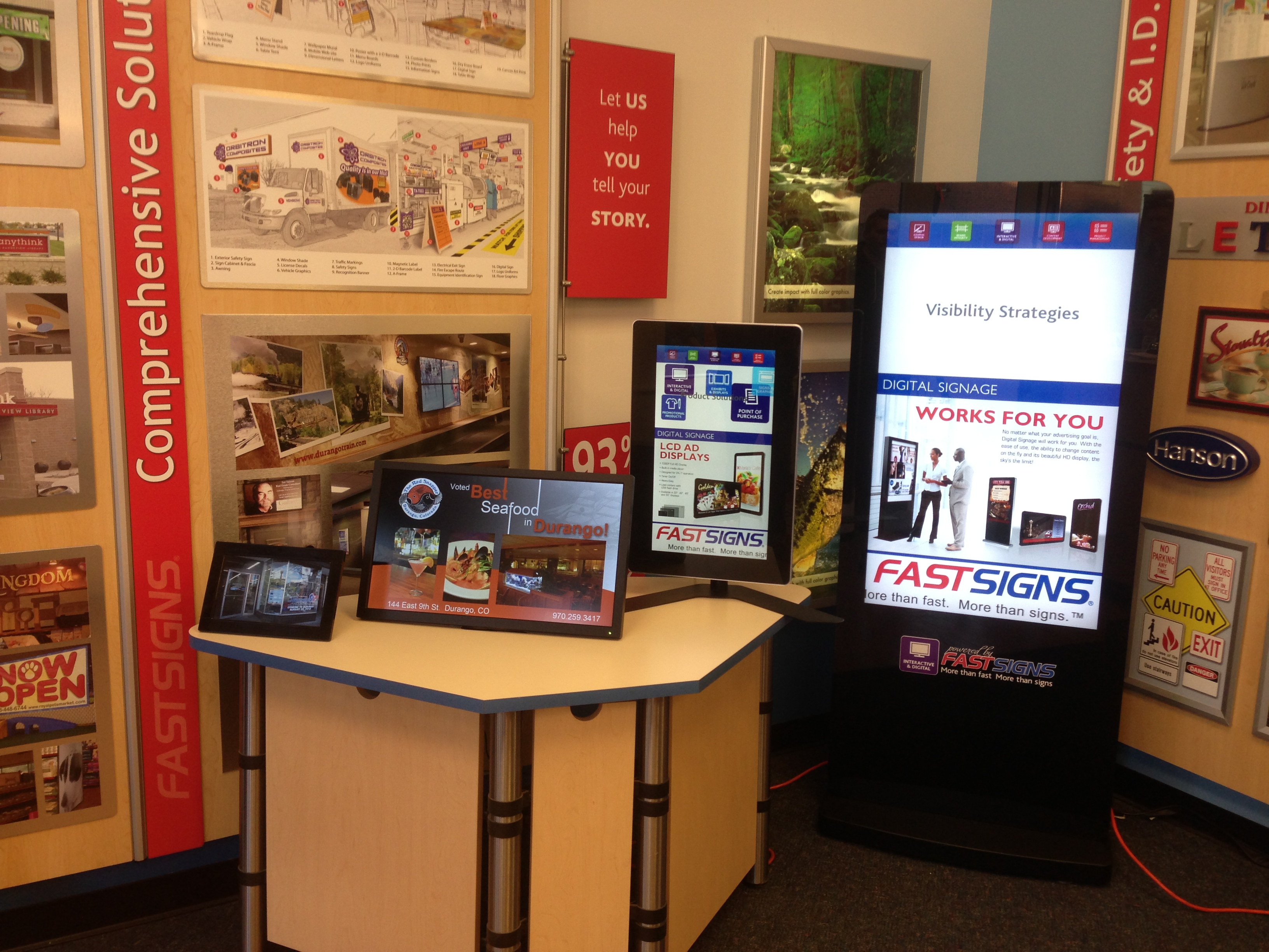 FASTSIGNS Kiosk