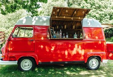 Drink Outside the Box van